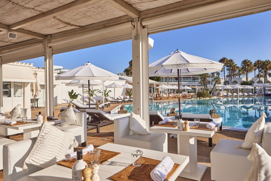 Purobeach Eating,minorque