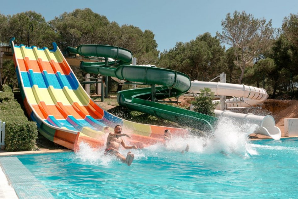 Waterslides Club Aquamarina,minorque