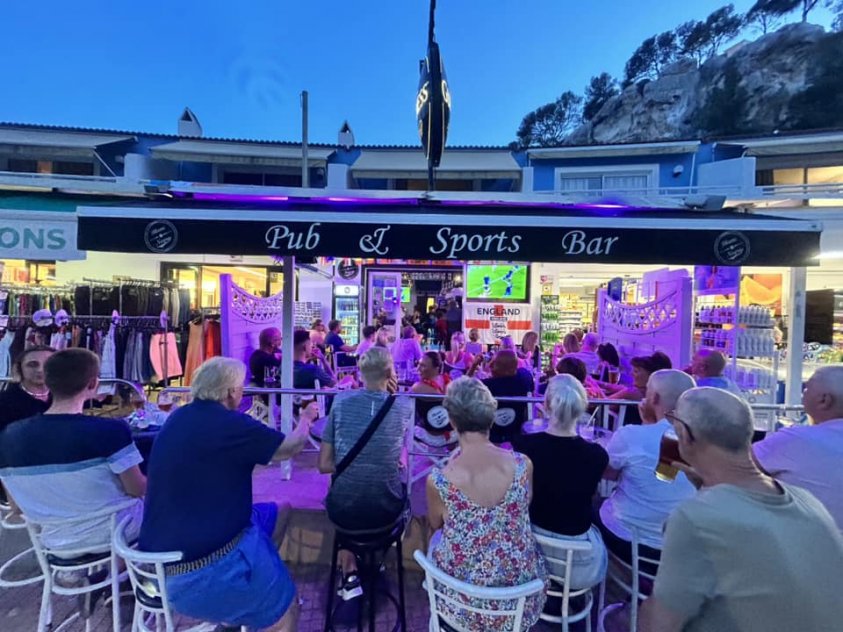 Blanc I Negre,minorque