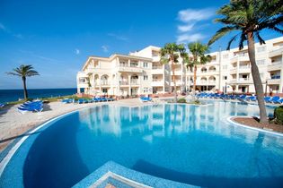 Hôtel Grupotel Tamariscos in Cala'n Bosch