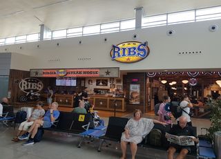 Aéroport de Minorque MAH