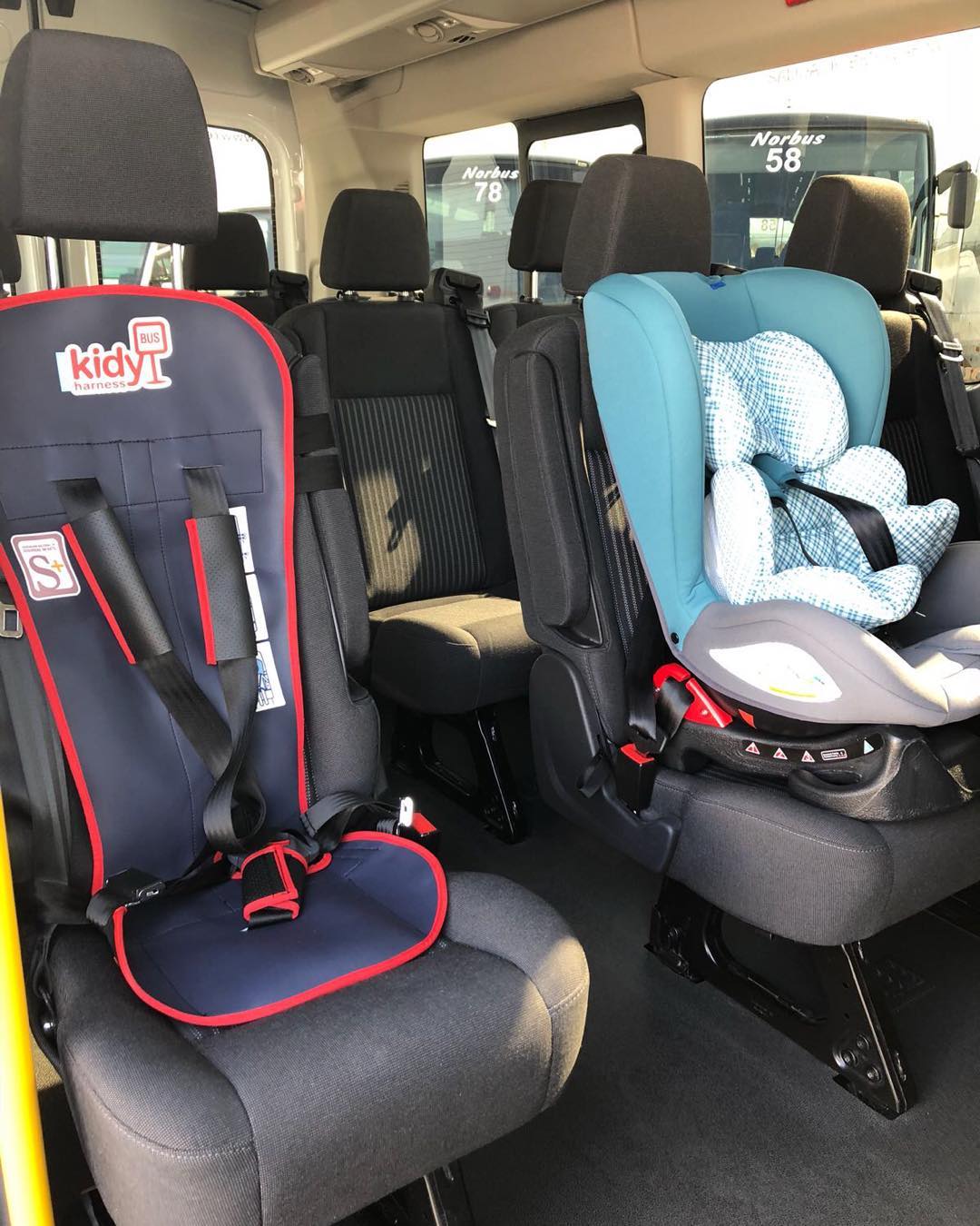 Sièges enfants corrects pour les transferts